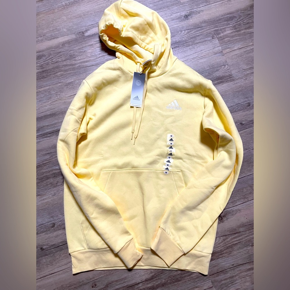 Gorgeous Adidas sweater hoodie